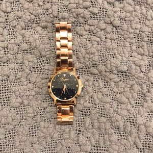 Rose gold and black watch. Perfect gift for a gf